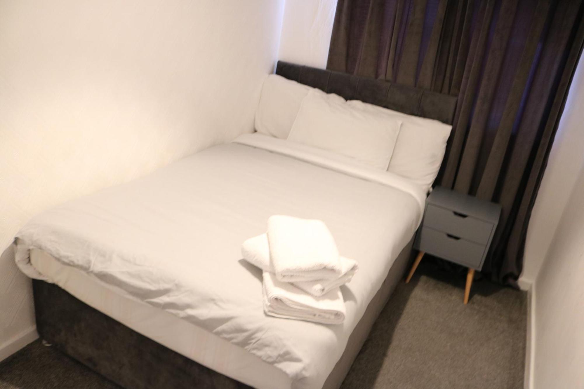 曼彻斯特Cosy 2 Bed With Parking Near Piccadilly, Etihad Stadium And Coop Live Sleeps Up To 5别墅 外观 照片